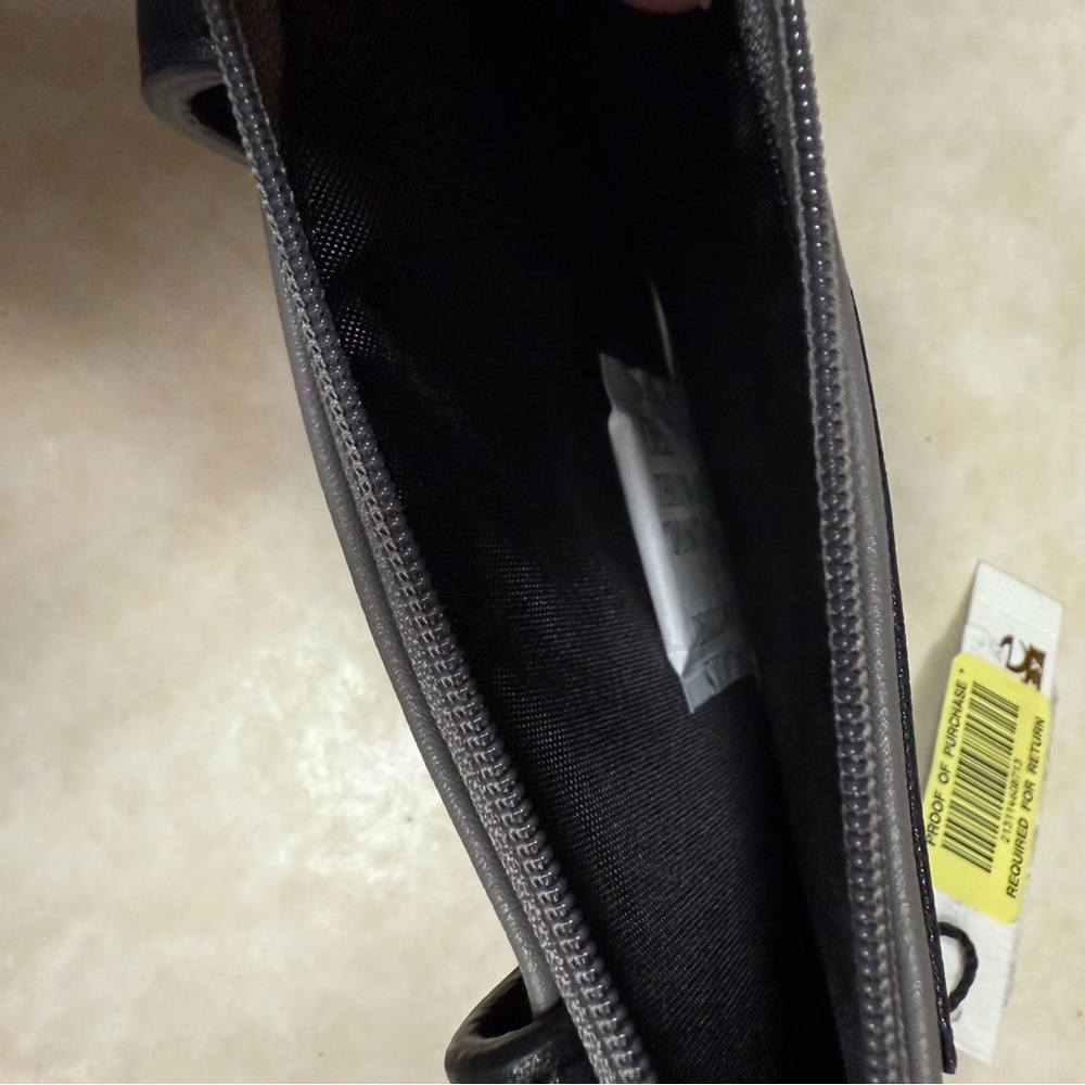 Kate Landry Gray Wallet New - Picture 5 of 7